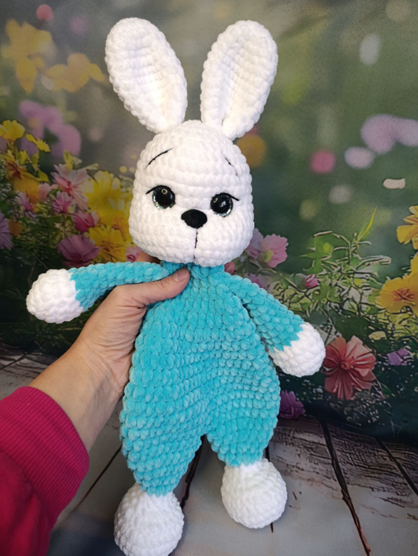 žaislai | migdukai | nertas migdukas zuikutė 38 cm  su ausytė