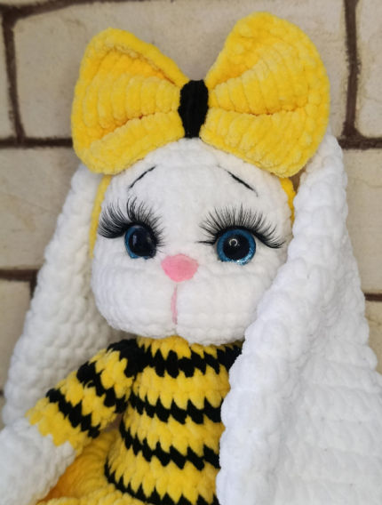 Dovanos | gimtadieniui | Nertas zuikis 38 cm spalva geltona