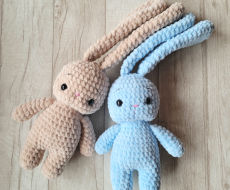 Pliušinis žaisliukas zuikutis 21 cm ūgio dovana vaikui dovana kūdikiui
