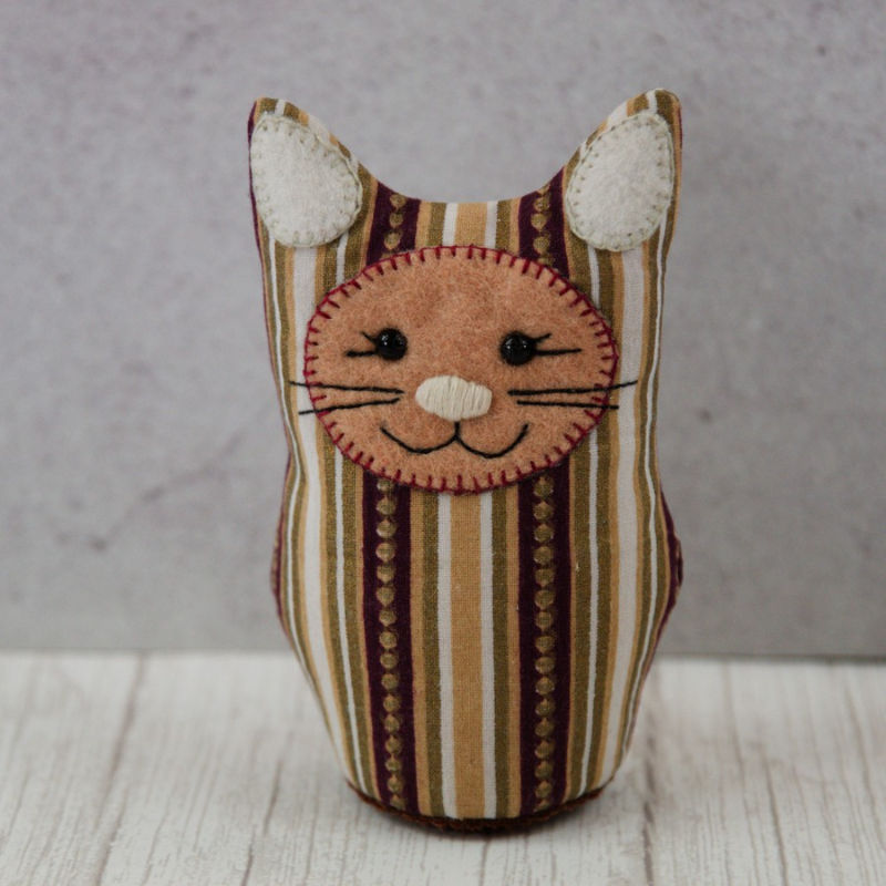Dovana vaikui siūtas kawaii stiliaus katinas dydis 14 cm