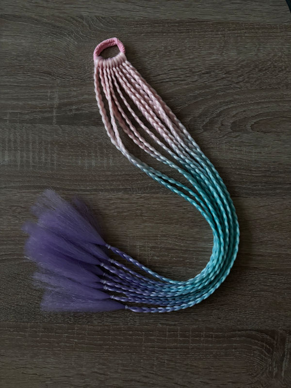 Plaukų gumytė su kasytėmis 60 cm