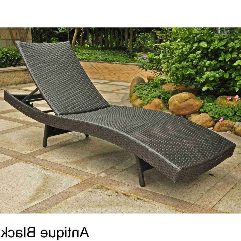 Featured Image of Resin Wicker Aluminum Multi Position Chaise Lounges