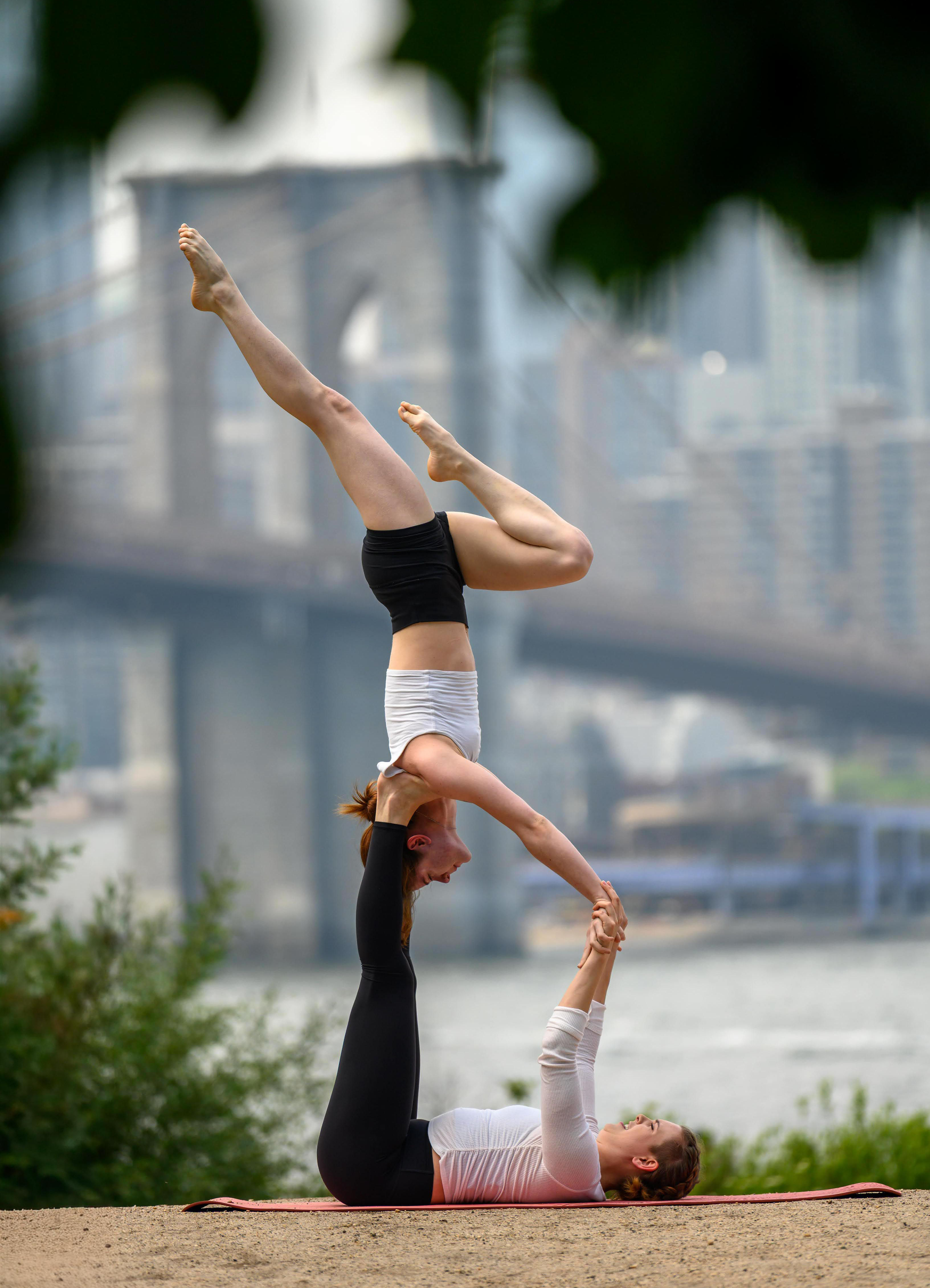 Acro Yoga Pose: Star