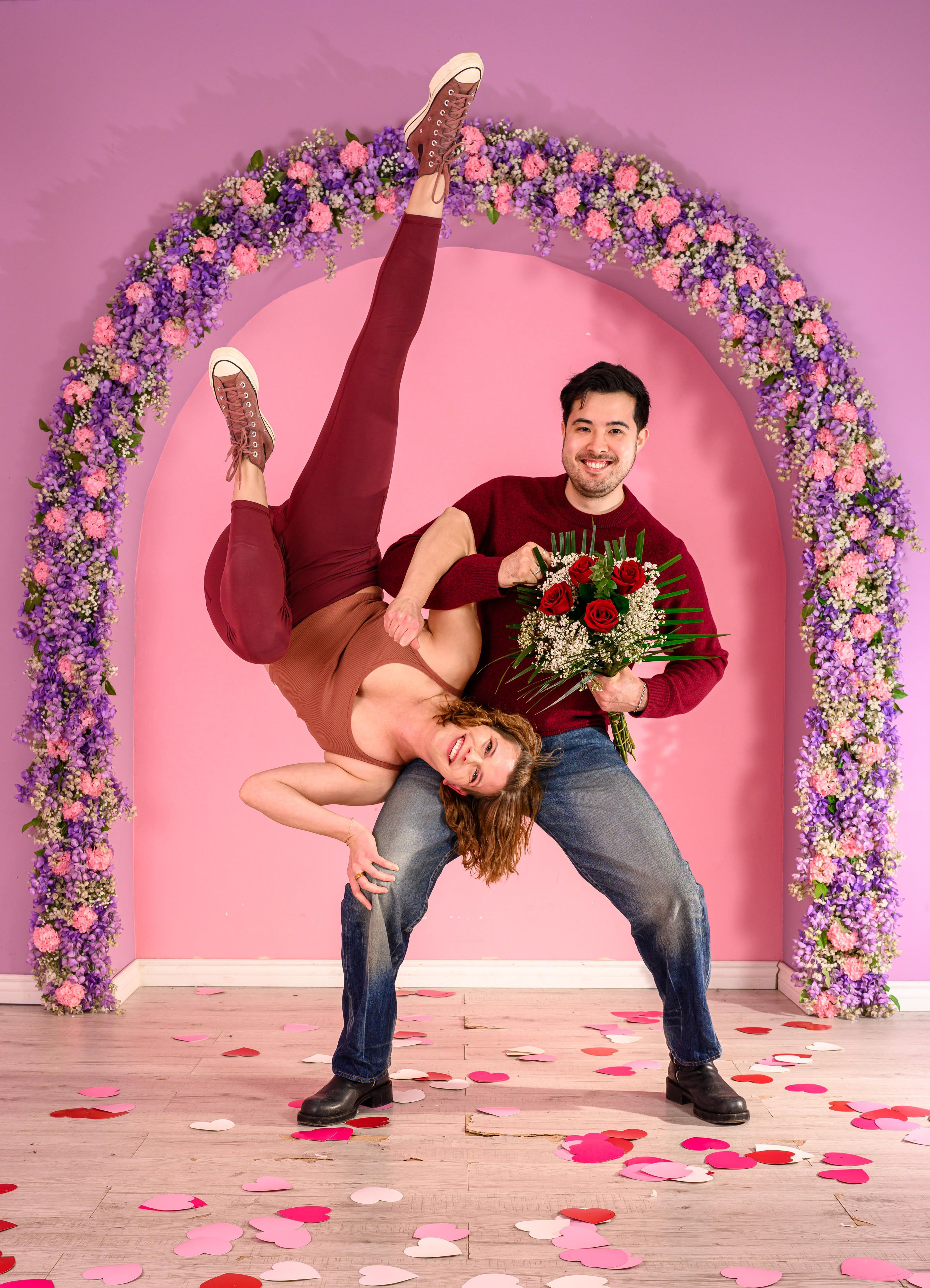 Acro Yoga Pose: Flag