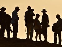 Sfeerbeeld van ons team met tegenlicht. © Yves Adams