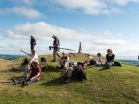 Groepsfoto op een uitkijkpunt in Exmoor. © Sandy Spaenhoven