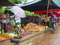 Un marché typique offrant des produits délicieux © Billy Herman