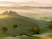 Mistige ochtenden in Toscane. © Bart Heirweg