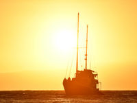 Sfeerbeeld van het schip op de Pacifische Oceaan. © Yves Adams