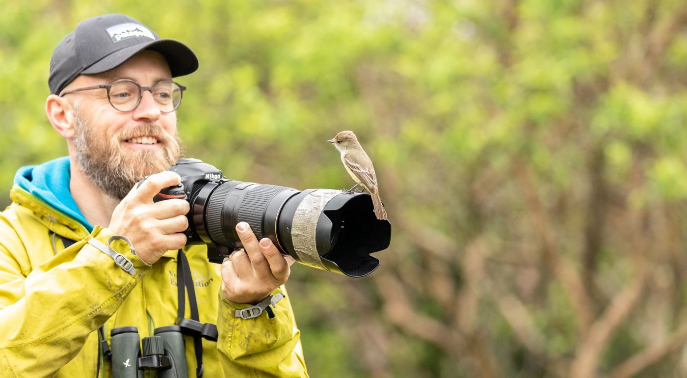 All up close with a Galapagos flycatcher. © STARLING reizen