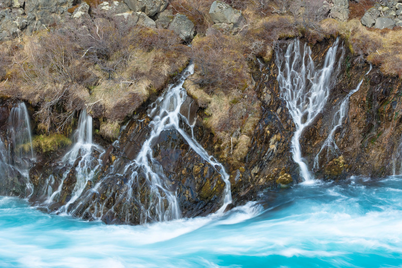 Hraunfossar © Jeffrey Van Daele