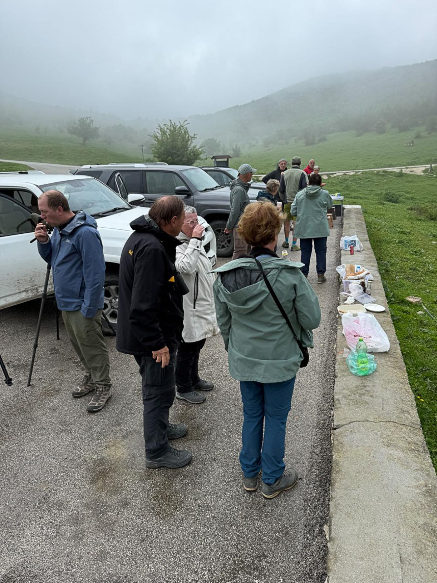 Lunch op de parking van de Eagle Gorge. © Jan Heip