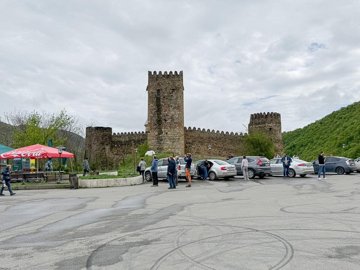 Een gedeelte van het kasteel van Ananuri. © Jan Heip