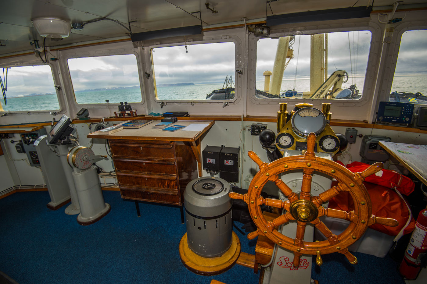 Een zicht vanop de brug in het schip. © David 'Billy' Herman