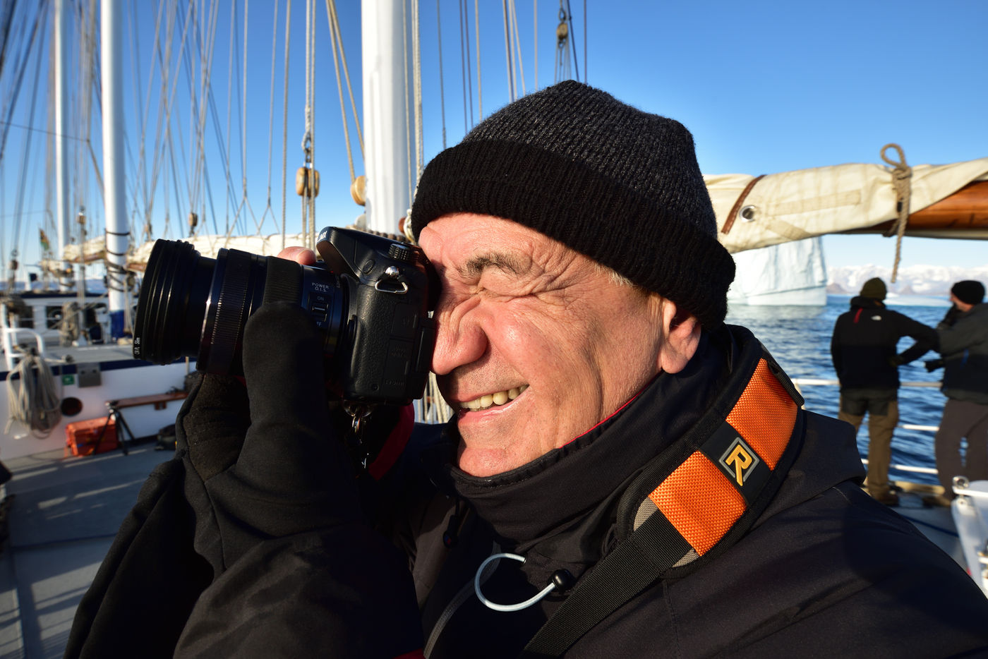 Onze gidsen leggen je steeds uit hoe je de mooiste landschapsfoto's kan maken. © Yves Adams