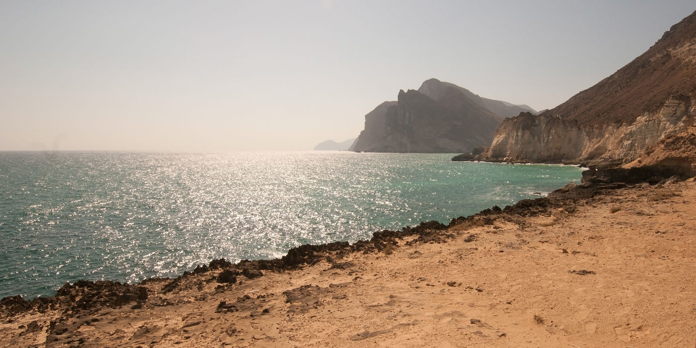 La côte rocheuse de Oman. © Benny Cottele