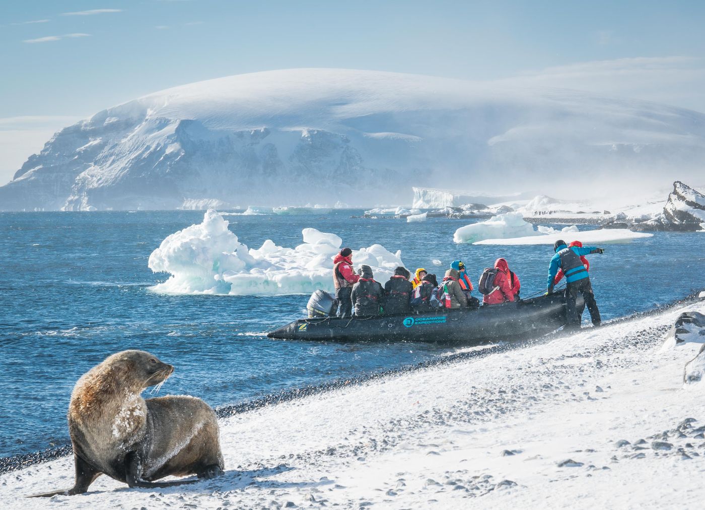 Nous mettons pied à terre sur l'Antarctique. © Oceanwide Expeditions
