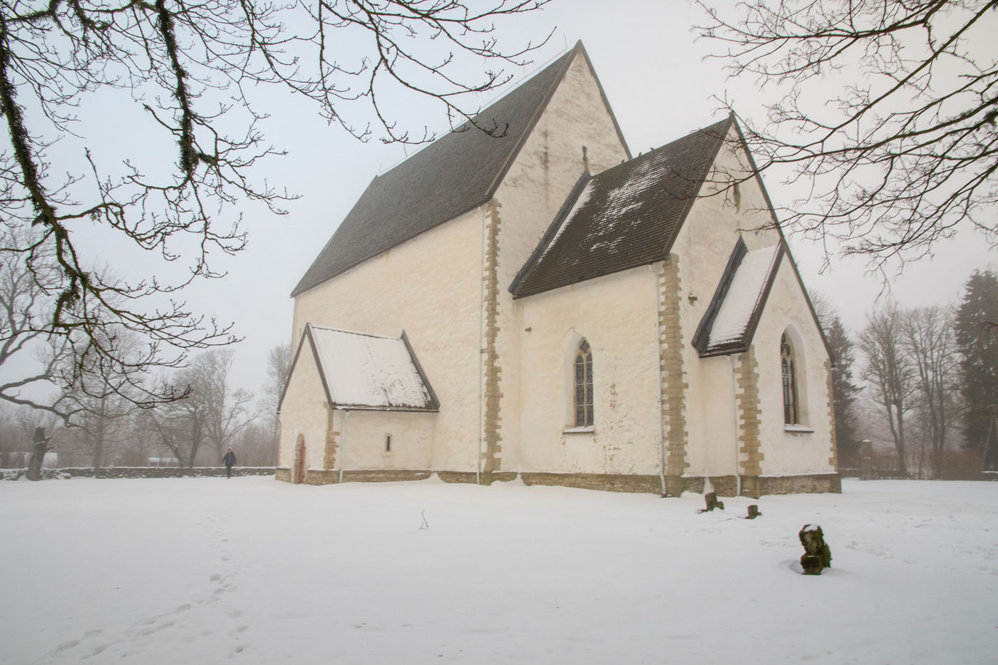 Een winters kerkje. © Johannes Jansen