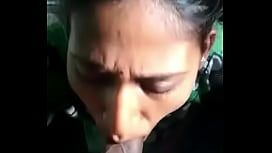 Desi bhabi blowjob and squirt