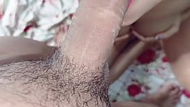 Apni girlfriend Ki chutku choda desi Indian bhabhi sex