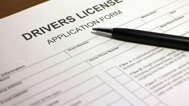 هل يمكن تجديد رخصة القيادة بدون تسديد المخالفات - كراسة