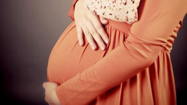 أسباب نزول الجنين أسفل البطن في الشهر الخامس - كراسة