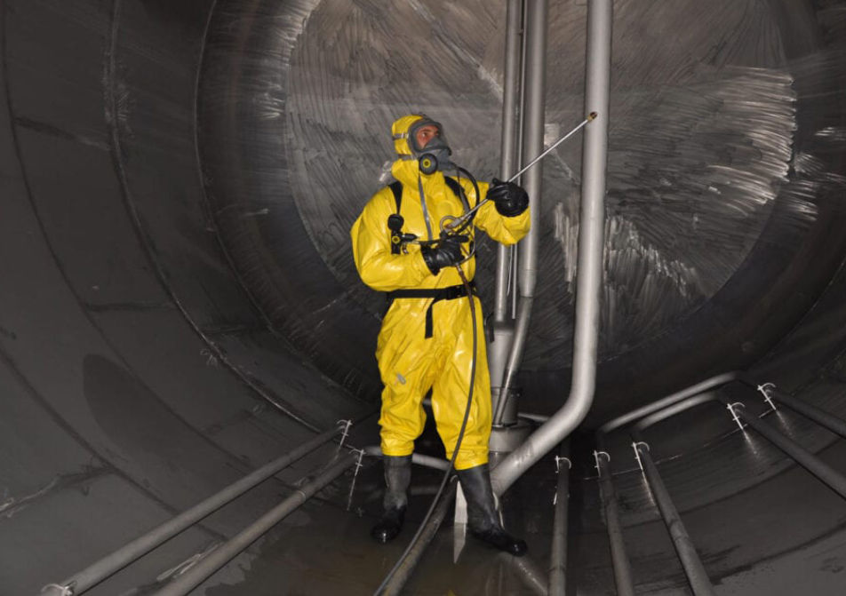 Marine Tank Cleaning & Gas Freeing Service