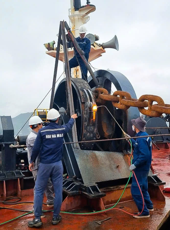 Ship repair and mechanical engineering