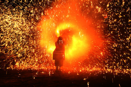 赤松神社奉納吹筒花火の様子を写した写真
