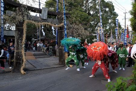 琴路神社の神幸祭行事の様子を写した写真