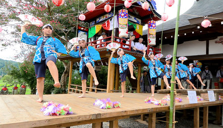 塙の天祭の様子を写した写真