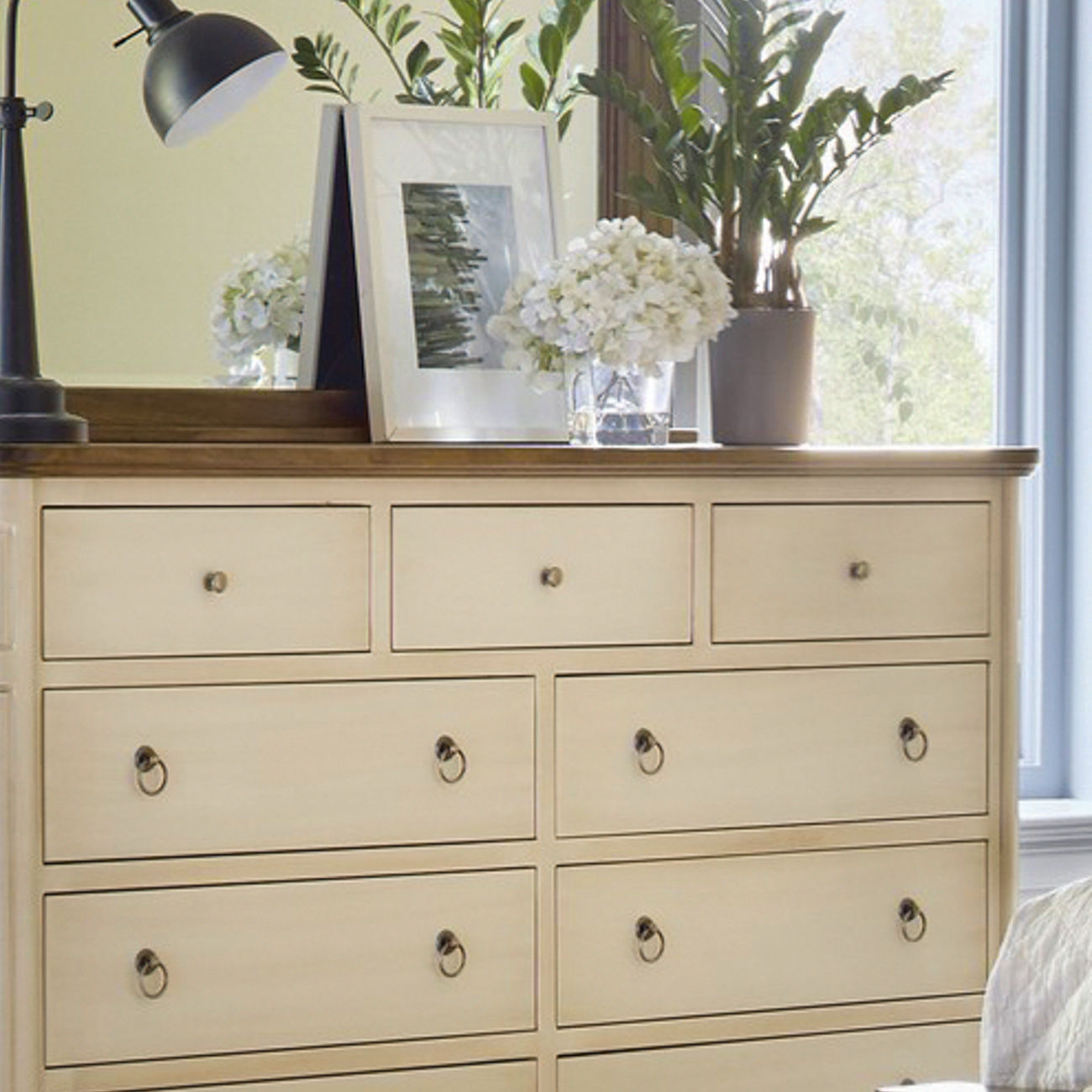 Charleston Dresser 6 CHA15252, with Mirror 5 CHA15305 Detail 96160CHARLESTON KING BEDROOM RS hi 2