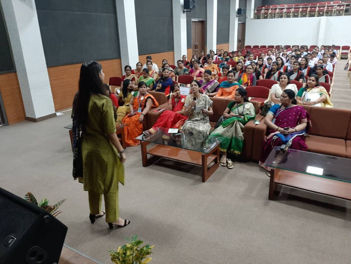 Parnika Bhardwaj in session