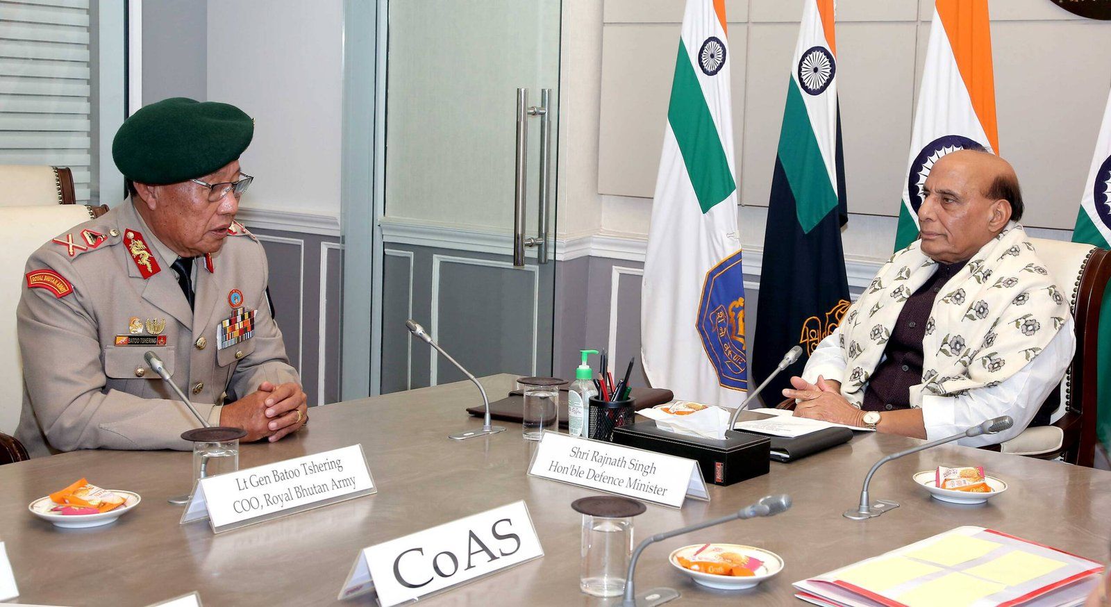 Chief Operations Officer, Royal Bhutan Army calls on Raksha Mantri in New Delhi