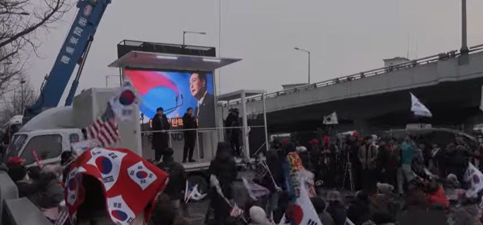 Protests Erupt in Seoul After President Yoon’s Release