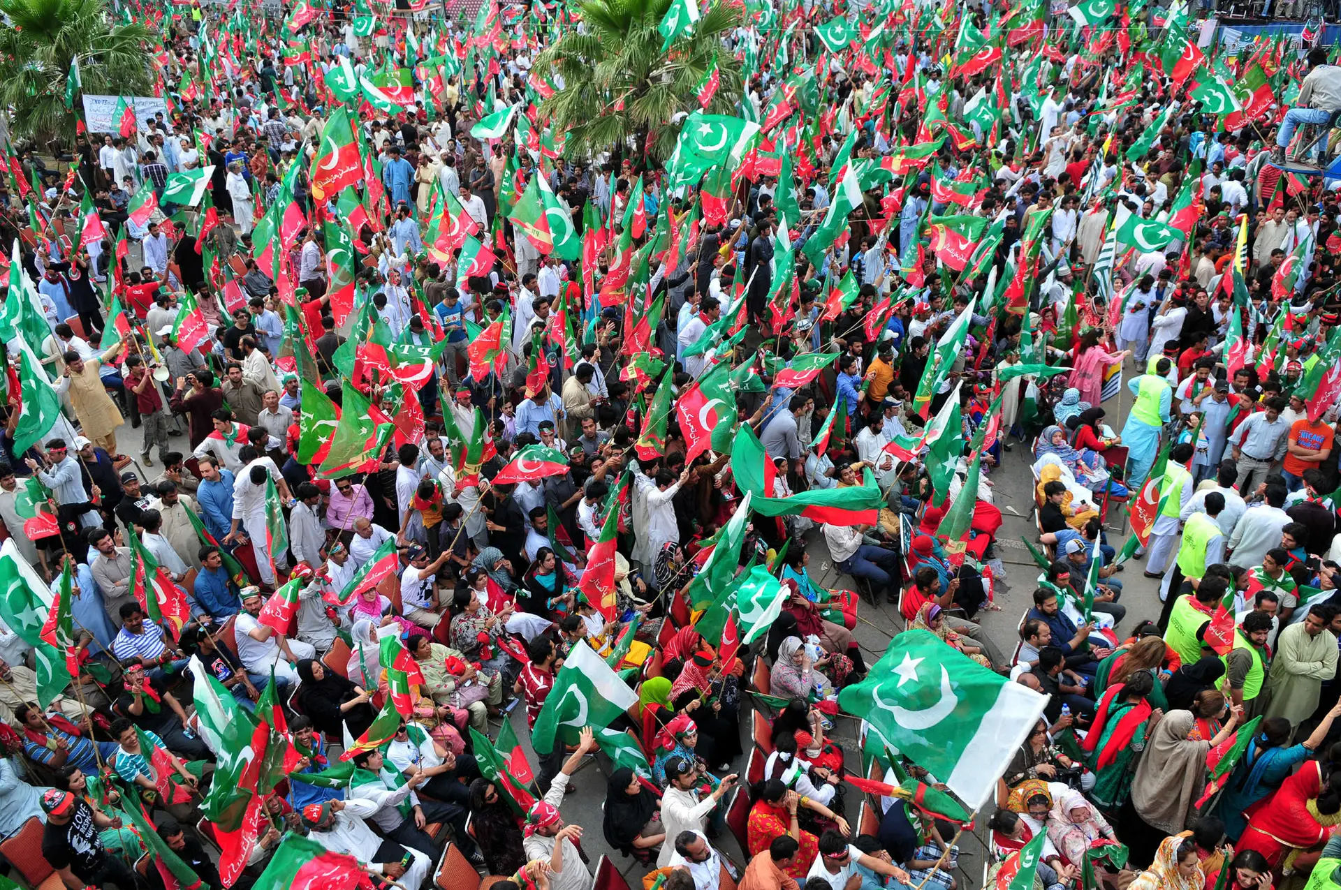 PTI to Move Court After Lahore Administration Fails to Clear August 5 Protest