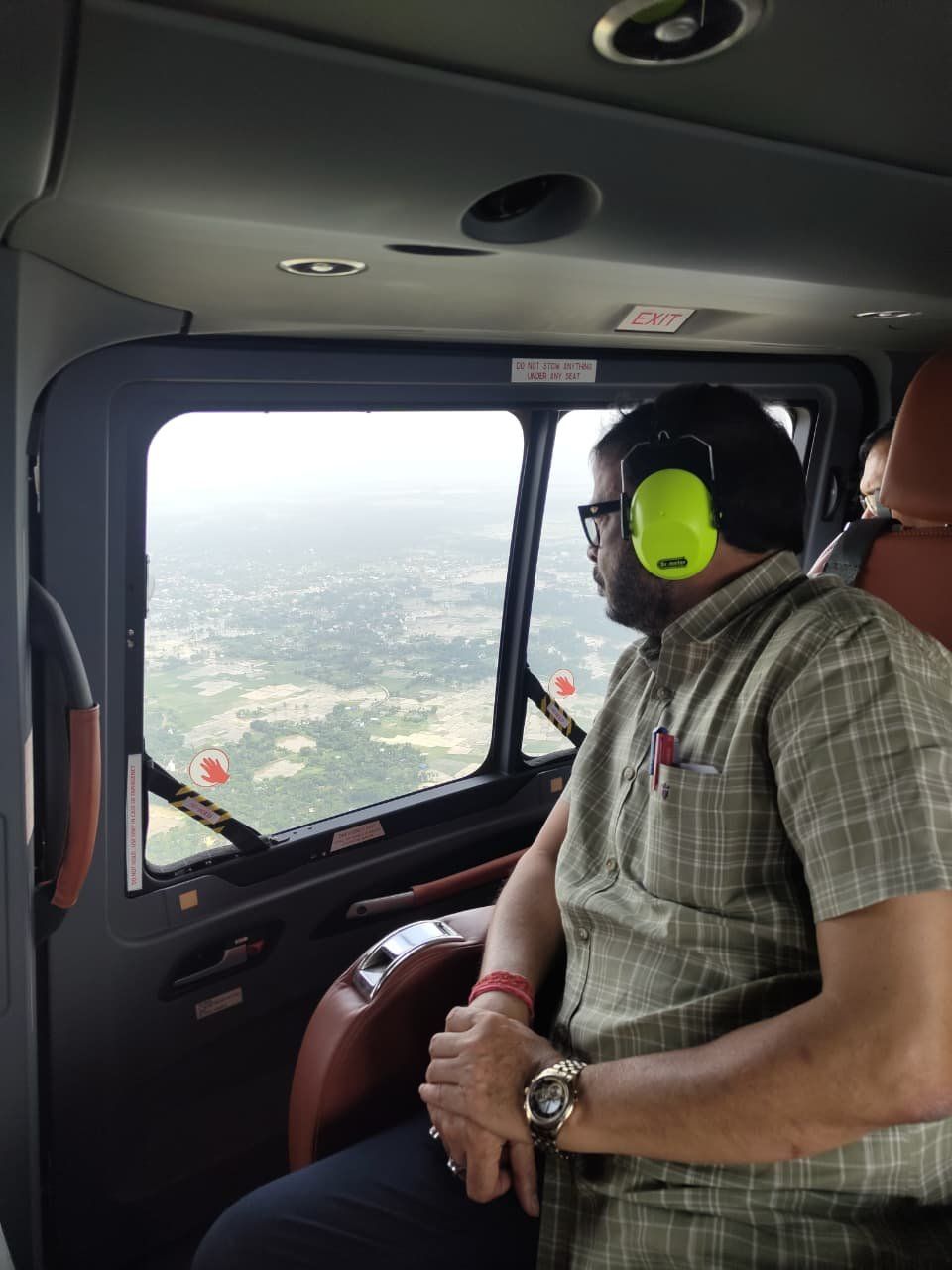 Revenue Minister Reviews Flood Situation During Aerial Survey of Flood-Affected Areas
