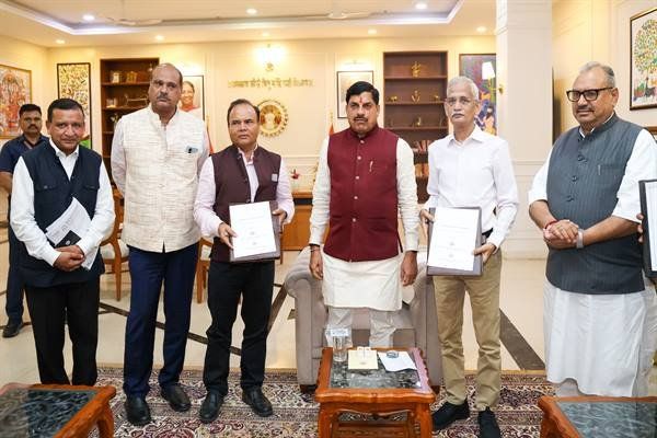 Strengthening Institutional Collaboration in Public Policy &amp; Good Governance: CM Dr. Yadav