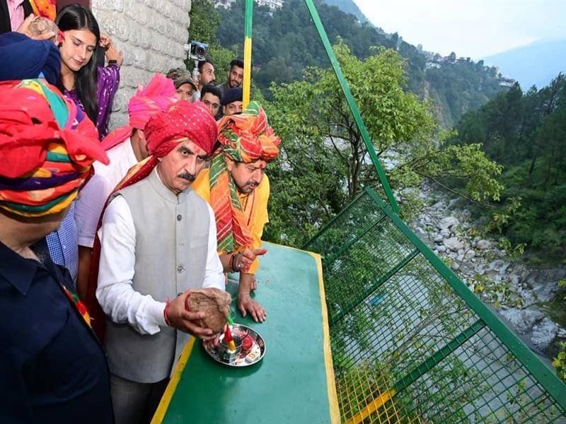 CM leads traditional Minjar procession as week-long International Minjar Fair concludes in Chamba