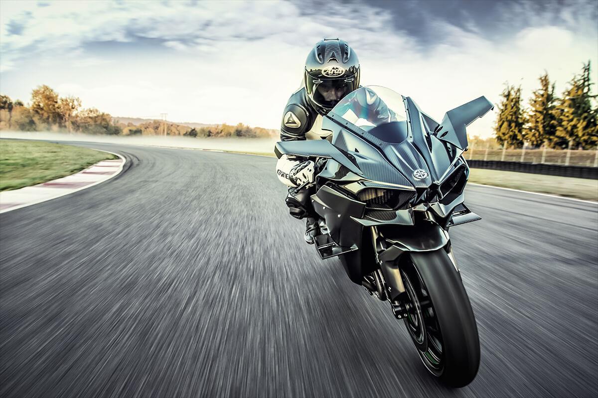 2024 Kawasaki Ninja H2R Price, Specs, Top Speed & Mileage in India (New Model)