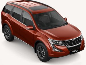 2018 Mahindra XUV500 Mystic Copper