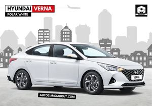 Hyundai Verna Polar White