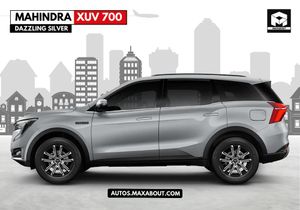 Mahindra XUV700 Dazzling Silver