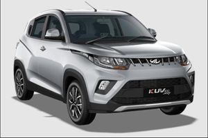 Mahindra KUV100 NXT Drizzle Silver