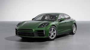 Porsche Panamera Oak Green Metallic Neo