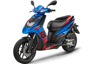 Aprilia SR 160 in Blue Color