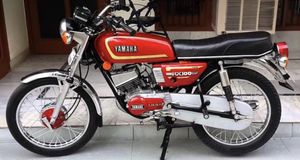 Yamaha RX 100 Image