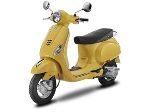 Vespa LX 125 in Yellow Color