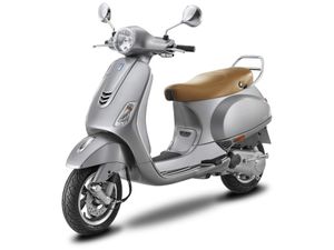 Vespa VXL 125 in Grey Color