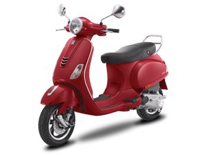 Vespa VXL 125 in Red Color